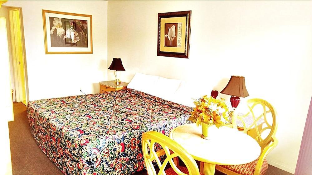 Parkway Inn فريسنو المظهر الخارجي الصورة