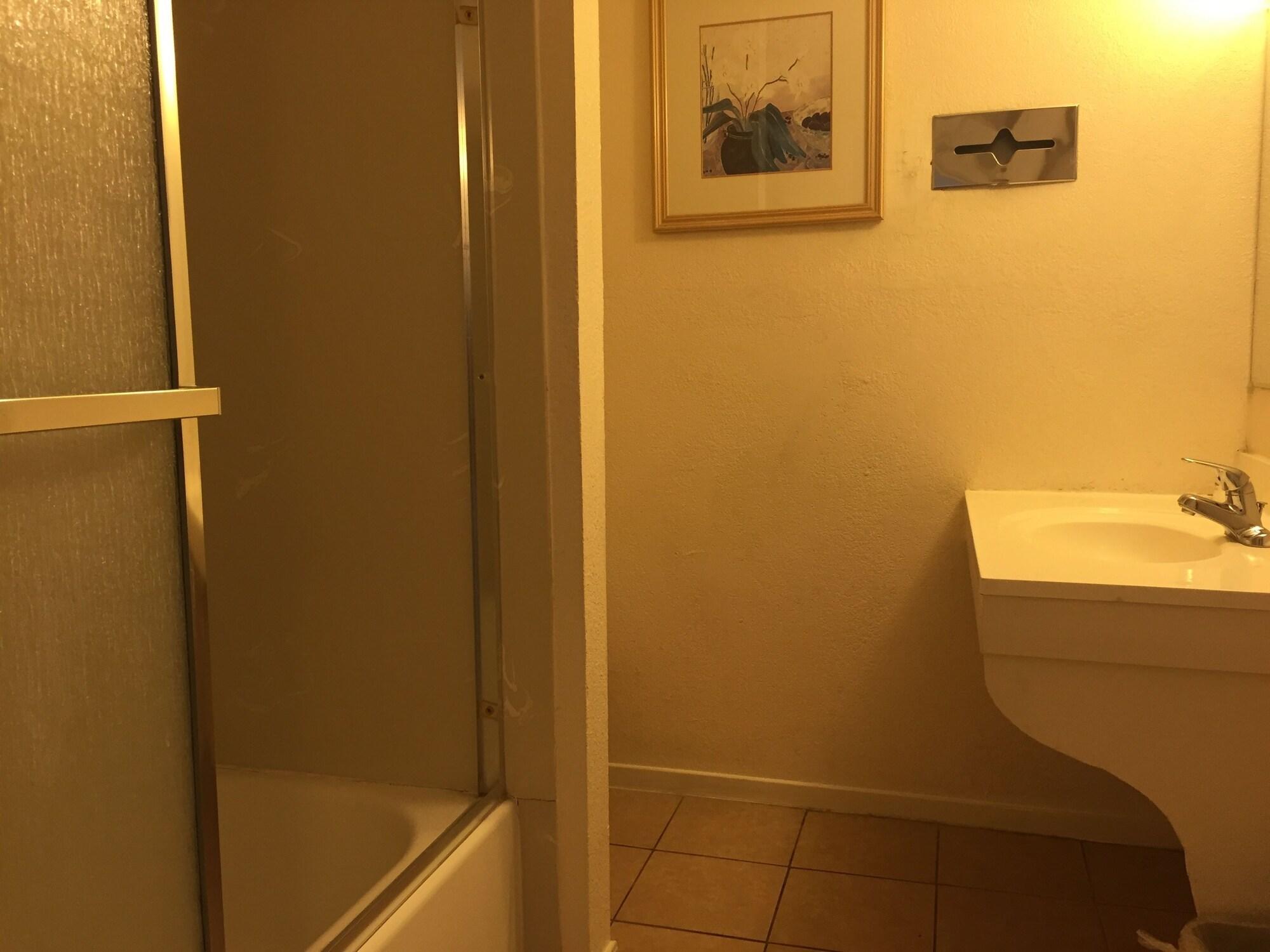 Parkway Inn فريسنو المظهر الخارجي الصورة