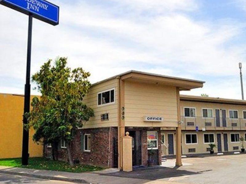 Parkway Inn فريسنو المظهر الخارجي الصورة